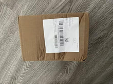 Load image into Gallery viewer, Swtgaah Garden Gnome Statue Knight Statue Knight Gnome Sculpture Knight Guardian Sculpture Garden Gnome Ornaments Suitable for Gardens Lawns and Courtyards (Right D)