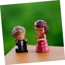 Load image into Gallery viewer, LIOOBO 6pairs Miniature Couples Ornaments for Creative Landscape Decoration Resin Bride and Groom Figures for Mini Garden and Desktop Use
