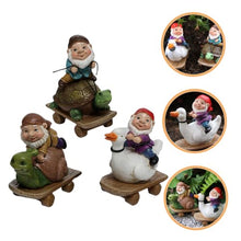 Load image into Gallery viewer, SUPVOX 3Pcs Resin Garden Gnome Statues Miniature Funny Gnomes Outdoor Decor for Patio Lawn Tiered Tray Shelves