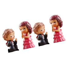 Load image into Gallery viewer, iplusmile 2 Pair Miniature Couples Resin Adornments Couples Decor for Home Office Micro Landscape Garden Decorations