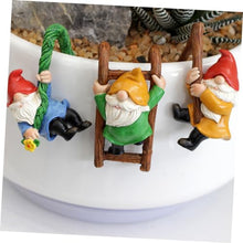 Load image into Gallery viewer, Toyvian 2sets 3pcs Dwarf Statues for Garden Decor Unique Gnome Hanging Ornaments Intricate Tree Pendants for Outdoor Spaces Lively Courtyard Decoration 3pcs*2