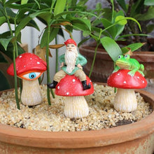 Load image into Gallery viewer, kaiwern Fairy Garden Accessories, 3 Pack Mini Frog and Gnome Mushroom Statues, Cute Animal Figurines Garden Planter Decor, Miniature Fairy Sculpture Decoration for Flower,Yard,Lawn Ornament, DIY Gift