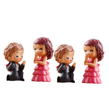 Load image into Gallery viewer, ifundom 1set Miniature Couples Ornament of Creative Resin and Plastic Figures for Mini Garden Decoration for Micro Landscapes Succulents and Home Decor 2pairs