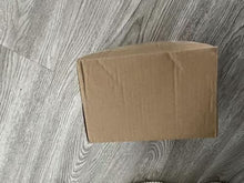 Load image into Gallery viewer, Swtgaah Garden Gnome Statue Knight Statue Knight Gnome Sculpture Knight Guardian Sculpture Garden Gnome Ornaments Suitable for Gardens Lawns and Courtyards (Right D)