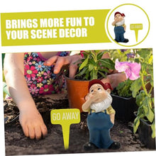 Load image into Gallery viewer, MERRYHAPY 1set Garden Gnome Statues Funny Resin Garden Decor for Outdoor Spaces for Festival and Daily Use Compact and Cheerful Gnome Figurine for Patio Decoration
