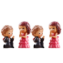 Load image into Gallery viewer, BESPORTBLE Couples Adornment Miniature Couples Resin and Plastic Crafts Desktop Decoration Micro Landscape Ornament Set