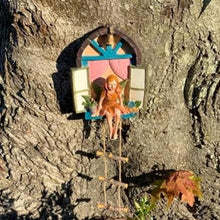 Load image into Gallery viewer, Fairy Angel Statue Garden Resin Angel Figurine Wall Hanging Decor Outdoor Garden Decor for Lawn Yard Patio Windowsill Garden Gifts