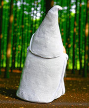 Load image into Gallery viewer, Middle Finger Decor Statue, 5.9in Naughty Smoking Wizard Dwarf- Funny Garden Gnomes Outdoor Decorations for Lawn Patio Yard Home Decor Easter Halloween