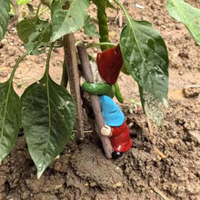 Load image into Gallery viewer, Garden Gnome Nano Garden Naughty Sculpture Dwarf Resin Funny Decoration Dwarf Garden Lawn Porch