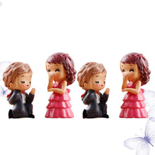 Load image into Gallery viewer, BESPORTBLE Couples Adornment Miniature Couples Resin and Plastic Crafts Desktop Decoration Micro Landscape Ornament Set