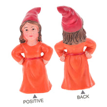Load image into Gallery viewer, BESPORTBLE 1set Funny Resin Gnome Statues Garden Decor Featuring Gnomes Compact Outdoor Ornaments for Lawn Patio and Backyard Lightweight Figurines