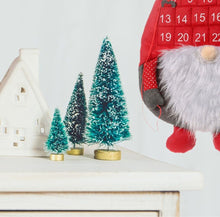 Load image into Gallery viewer, eBoutik - Christmas Santa Gonk/Gnome Design Advent Calendar With 25 Pockets - Children or Adult Reusable Christmas Countdown Calendar - Countdown To Santa For Kids (Red)