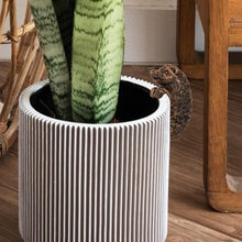 Load image into Gallery viewer, Happyyami Garden Gnome Statue Hedgehog Flower Pot Decor Outdoor Animal Sculpture Resin Garden Ornament