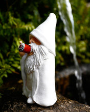 Load image into Gallery viewer, Yomisee Garden Gnomes Statue, Garden Ornaments Outdoor, Funny Gift for Home, Balcony, Living Room, Lawn, Office, Pond Decoration