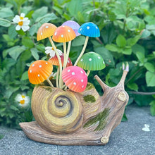 Load image into Gallery viewer, ZYLiWoo 1 Pack Solar Garden Mushroom Snail Statue Gift, Solar Outdoor Sculpture Outdoor Patio Art, Porch Deck Balcony Front Garden Decoration, Unique House Warming Gift, ZYL-003