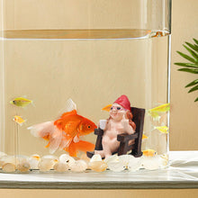 Load image into Gallery viewer, Jinkoozz Garden Gnome, Funny Resin Outdoor Naked Gnome Decor Statue, Naughty Sunbathing Naked Beach Pool Statue, Gnomes Ornament for Fish Tank Aquarium Home Garden Indoor Outdoor Lawn - 4.25 Inch