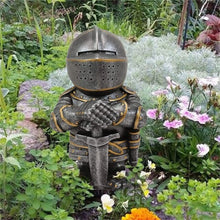 Load image into Gallery viewer, Knight Gnomes Guard Garden Gnome Ornaments Outdoor Medieval Crusader Knight Suit Statue Waterproof Resin Ornament for Yard Lawn Garden Decorations (B)