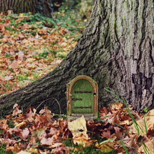 Load image into Gallery viewer, DPWOUM Green Fairy Door Wooden Miniature Fairy Gardens Doors Outdoor Mini Fairys Gnome House Accessories for Tree Trunk Ornaments Garden Miniatures,Garden Sculptures and Statues,Outdoor Statues