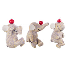 Load image into Gallery viewer, HomDSim Garden Statues Flowerpot Landscaping Tree-Hugger Fairy Plant Pot&Vase Hugger, Mini Decorative Climber Clingers (3Pack Elephant)