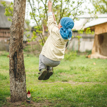 Load image into Gallery viewer, Relaxdays Peeing Gnome, Rude Figurine, Weatherproof, Frost Resistant, Garden Statue, Polyresin, Multicoloured, 10 x 5 x 4 cm