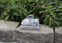 Load image into Gallery viewer, Roman You Left Paw Prints on my Heart Cat Angel Garden Statue 6 Inch Long