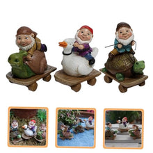 Load image into Gallery viewer, SUPVOX 3Pcs Resin Garden Gnome Statues Miniature Funny Gnomes Outdoor Decor for Patio Lawn Tiered Tray Shelves
