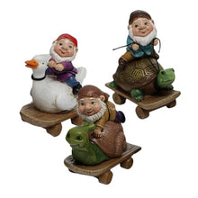 Load image into Gallery viewer, SUPVOX 3Pcs Resin Garden Gnome Statues Miniature Funny Gnomes Outdoor Decor for Patio Lawn Tiered Tray Shelves
