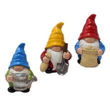 Load image into Gallery viewer, Happyyami 3pcs Resin Garden Gnome Statues Outdoor Fairy Garden Accessories for Yard Decor
