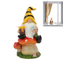 Load image into Gallery viewer, Vriusi Solar LED GNOME Statue Resin GNOME Sculpture Outdoor Garden Decor Lawn GNOME Figurine Solar Yard Decor Solar-Powered GNOME LED GNOME Yard Statue Garden GNOME Light Outdoor Tabletop GNOME
