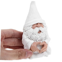 Load image into Gallery viewer, Happyyami Adorable Garden Gnome Statue Small Dwarf Figurine for Outdoor Decoration Hand-painted Resin Craft for Lawn Patio and Decor
