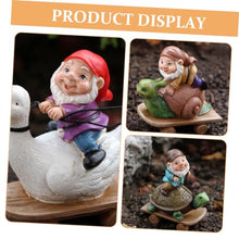 Load image into Gallery viewer, SUPVOX 3Pcs Resin Garden Gnome Statues Miniature Funny Gnomes Outdoor Decor for Patio Lawn Tiered Tray Shelves
