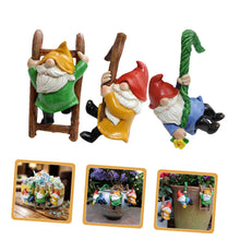 Load image into Gallery viewer, Happyyami 3pcs Garden Gnome Statue Set Outdoor Resin Dwarf Pendants Fairy Garden Decorations Tree Ornaments
