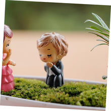 Load image into Gallery viewer, ifundom 1set Miniature Couples Ornament of Creative Resin and Plastic Figures for Mini Garden Decoration for Micro Landscapes Succulents and Home Decor 2pairs
