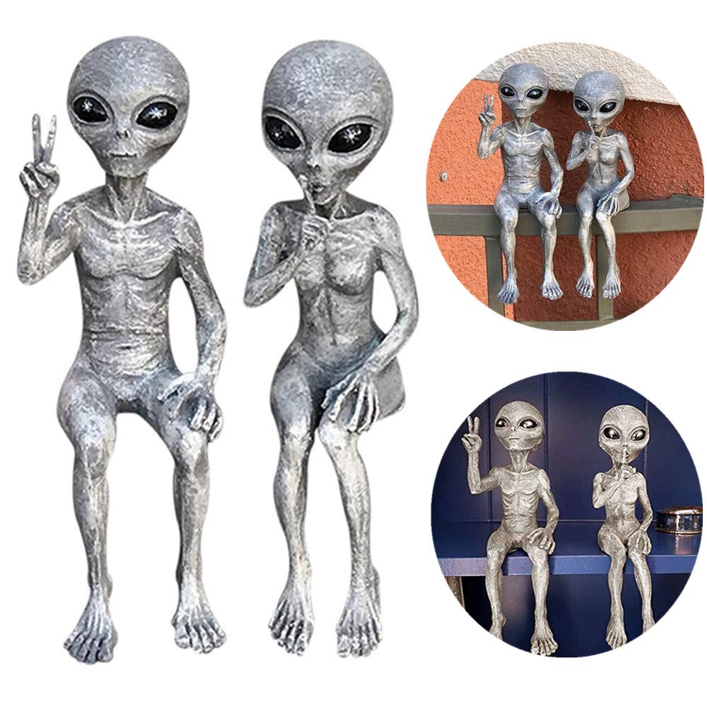 AIITLLYNA Alien Statue,2pcs Outer Space Alien Garden Statue,Resin Alien Ornaments,Alien Sculpture Figure,Whimsical Garden Decoration,Funny Statue for Indoor & Outdoor