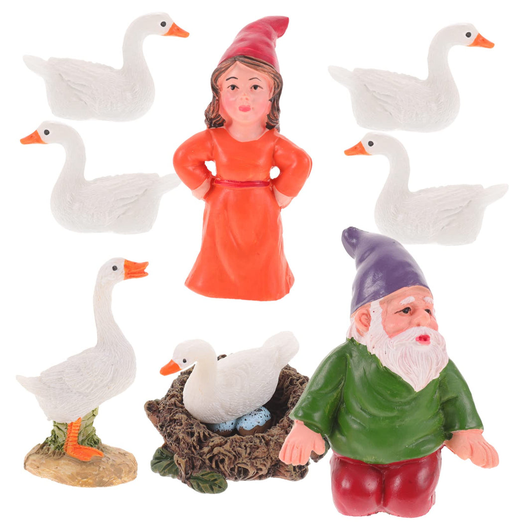 BESPORTBLE 1set Funny Resin Gnome Statues Garden Decor Featuring Gnomes Compact Outdoor Ornaments for Lawn Patio and Backyard Lightweight Figurines