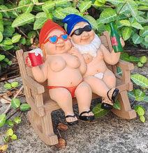 Load image into Gallery viewer, BRYNHILDSANS Funny Garden Gnomes Statue 5.5&quot; Swing Couple Garden Decoration Dwarf Figurines Ornament Drunk Gnome Resin Sculpture Housewarming Halloween
