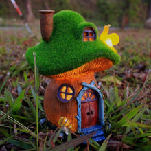 Load image into Gallery viewer, Mushroom Garden Statues,Outdoor Fairy House Figurine with Solar Powered Garden Light, Gifts for Women Mom Grandma Halloween Decor or Yard Decor (Resin)
