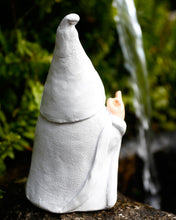 Load image into Gallery viewer, Yomisee Garden Gnomes Statue, Garden Ornaments Outdoor, Funny Gift for Home, Balcony, Living Room, Lawn, Office, Pond Decoration
