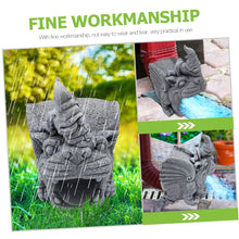 Load image into Gallery viewer, Toyvian Gnome Downspout Extension Tool Adorable Garden Decor Statue for Gutter Drainage Decorative Rain Diverter for Lawn Practical and Charming Outdoor Ornament
