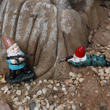Load image into Gallery viewer, 3PCS Garden Gnomes with Gun, Gnome Soldiers Military Army Garden Gnome, Tactical Statue for Indoor Outdoor, Patio, Yard, Lawn Ornaments, Home Décor
