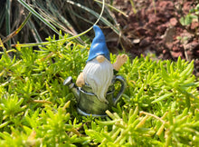 Load image into Gallery viewer, Cliocoo 5pcs Gnome Miniature Set for Fairy Garden, Lovely Resin Dwarf Figurines Kit for Garden Yard Patio Outdoor Home Decoration (Gnome Set-2)
