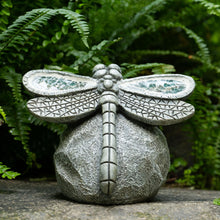 Load image into Gallery viewer, Rezpuao Garden Statue Dragonfly,Solar Dragonfly Decor for Outdoor,Resin Dragonflies Figurine with Solar Light for Patio,Balcony,Yard,Lawn Ornament,Perfect Garden Gift
